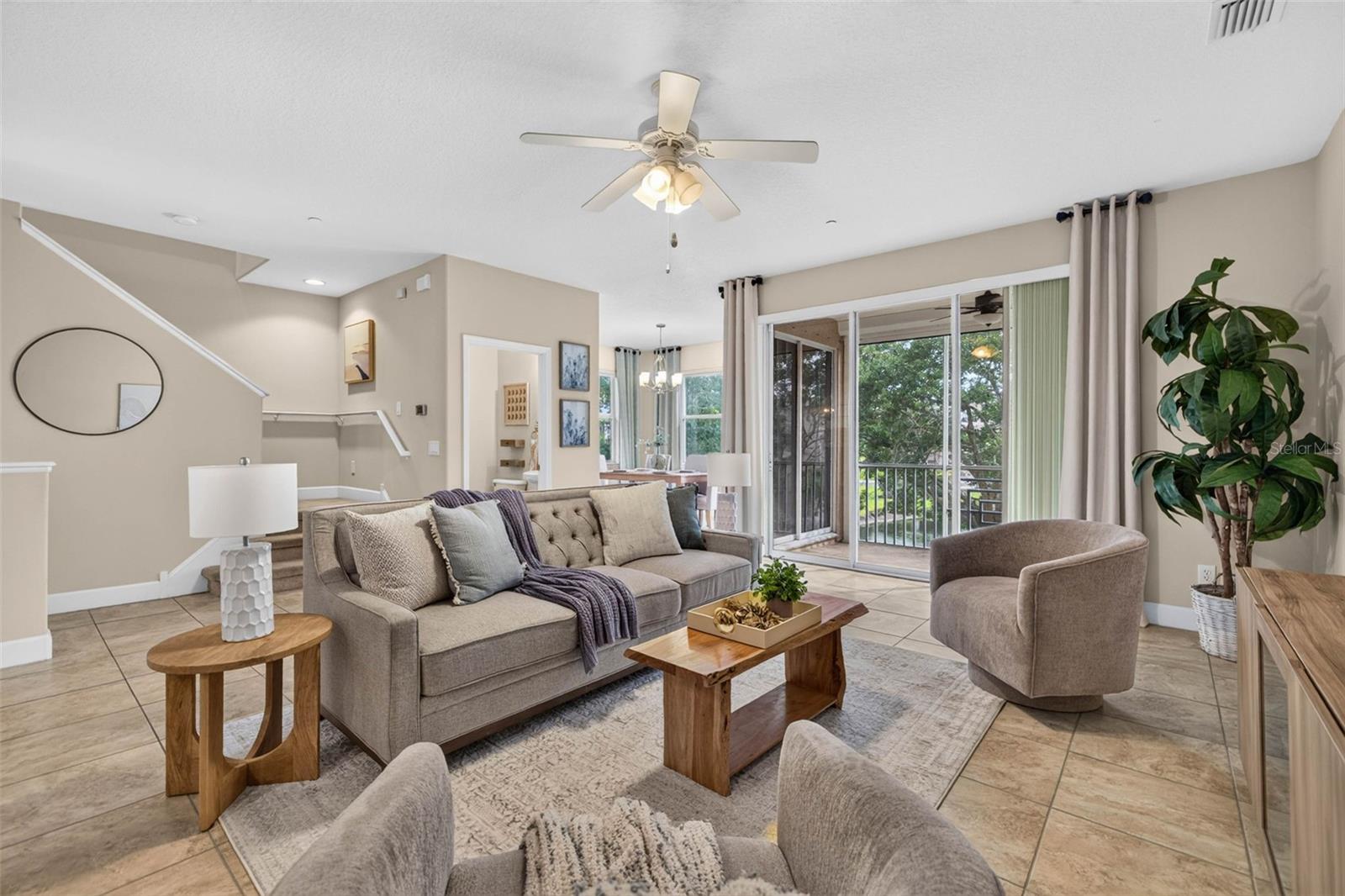 SEMINOLE ISLE TWNHMS - Residential