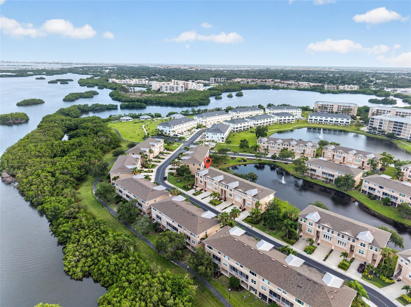 SEMINOLE ISLE TWNHMS - Residential