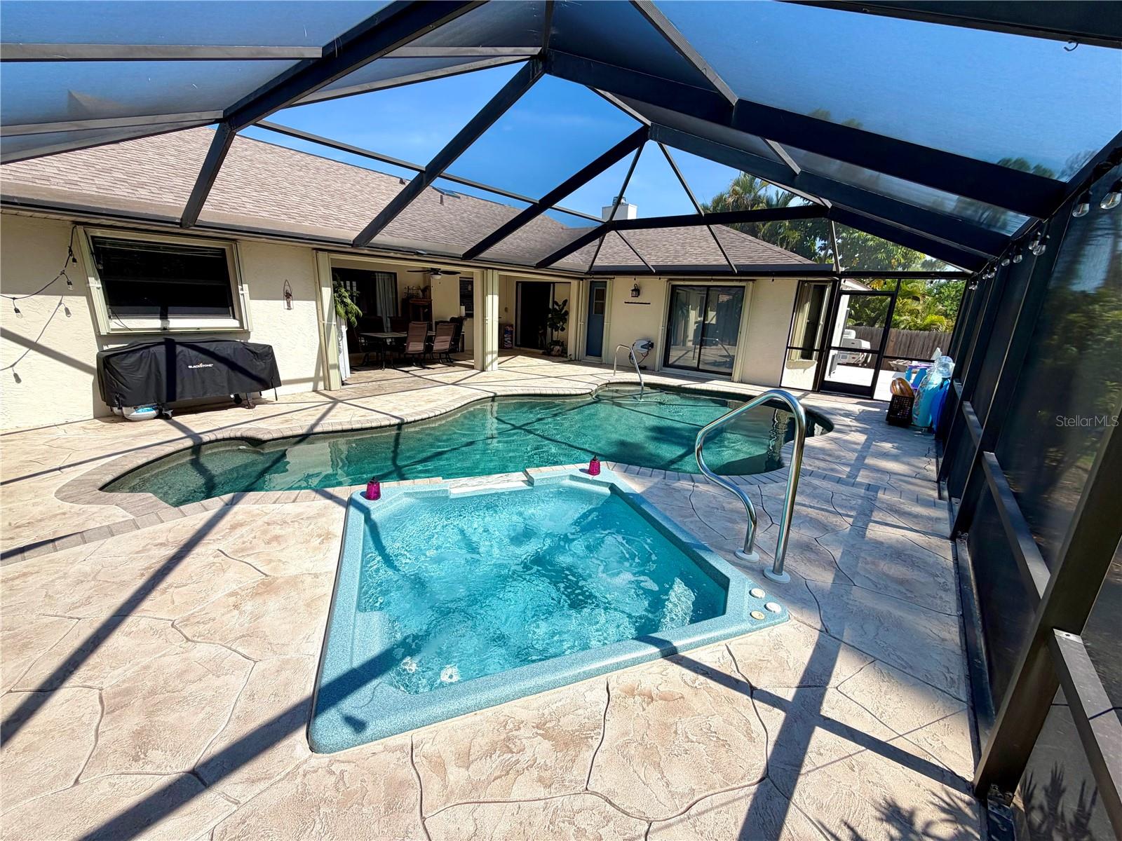 BAY HARBOR ESTATE - Residential