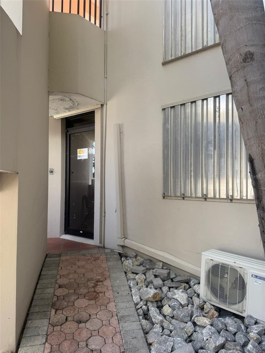 52, CALLE PROLONGACION COMERCIO, - Residential