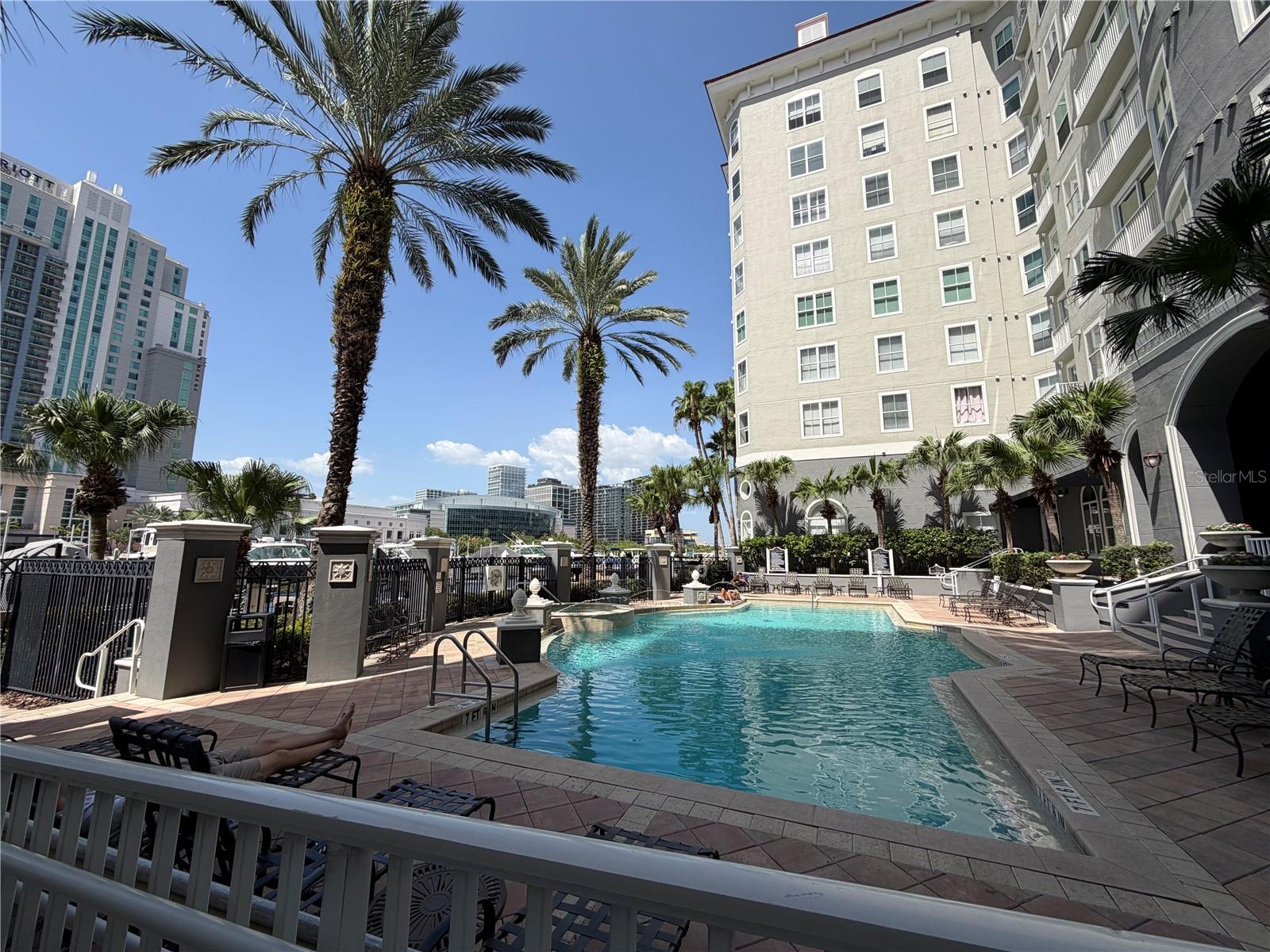 PARKCREST HARBOUR ISLAND CONDO - Residential