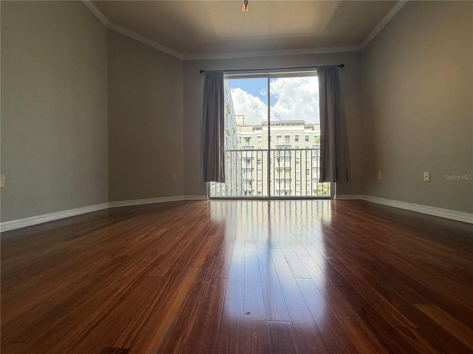 PARKCREST HARBOUR ISLAND CONDO - Residential