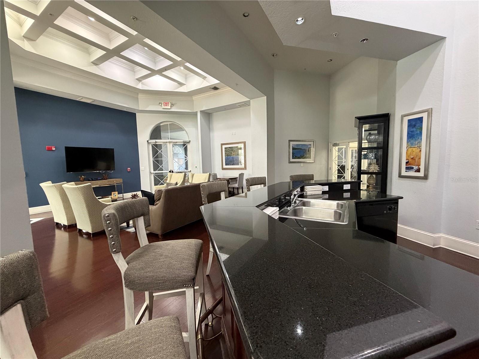 PARKCREST HARBOUR ISLAND CONDO - Residential