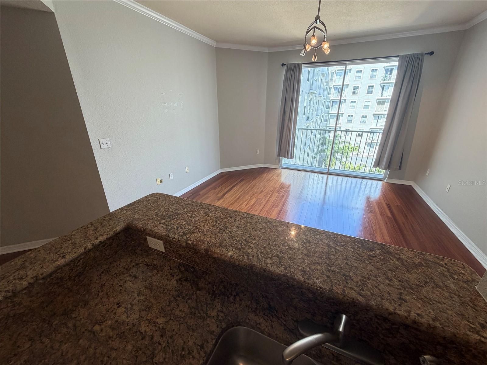 PARKCREST HARBOUR ISLAND CONDO - Residential