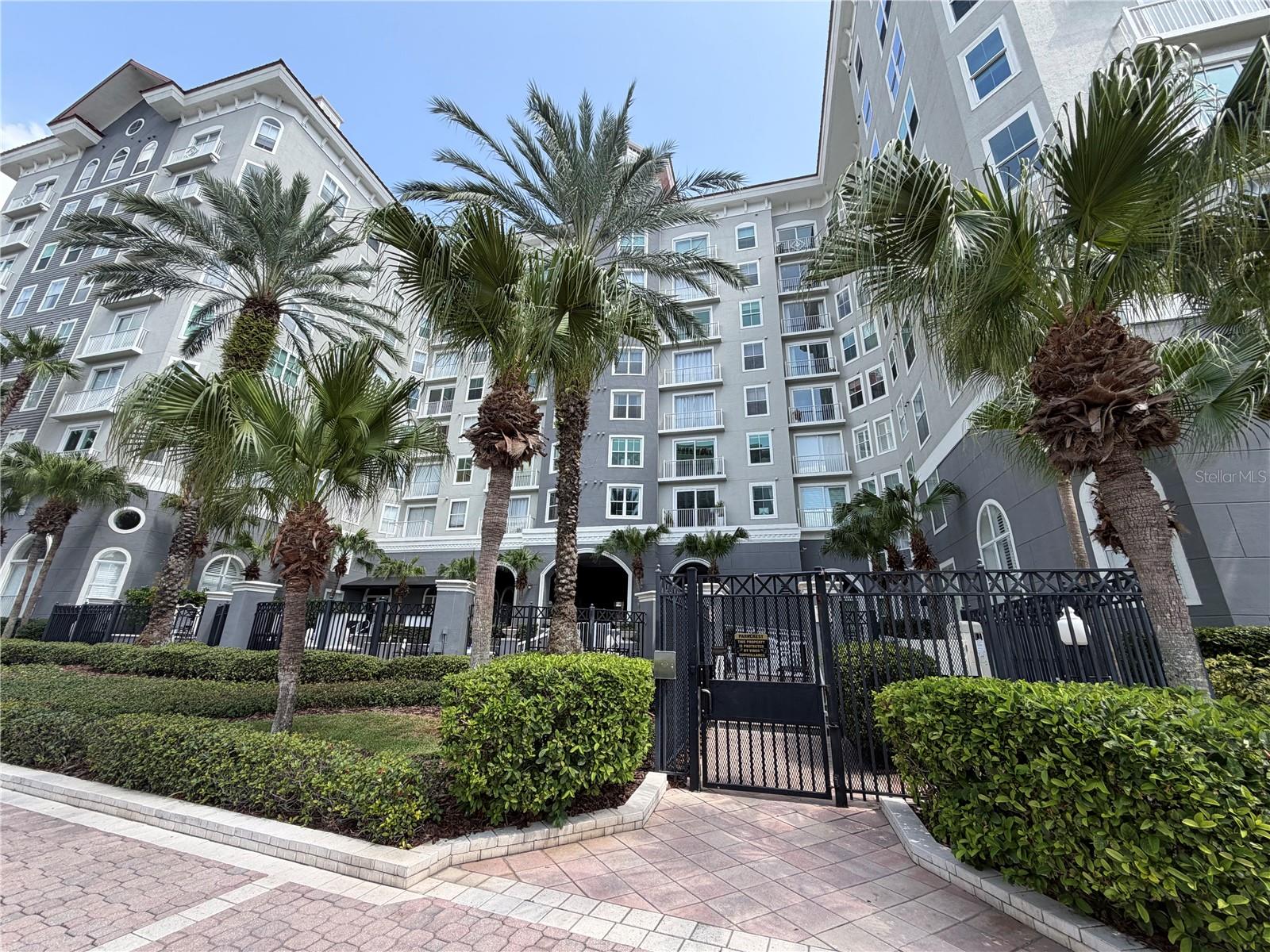 PARKCREST HARBOUR ISLAND CONDO - Residential