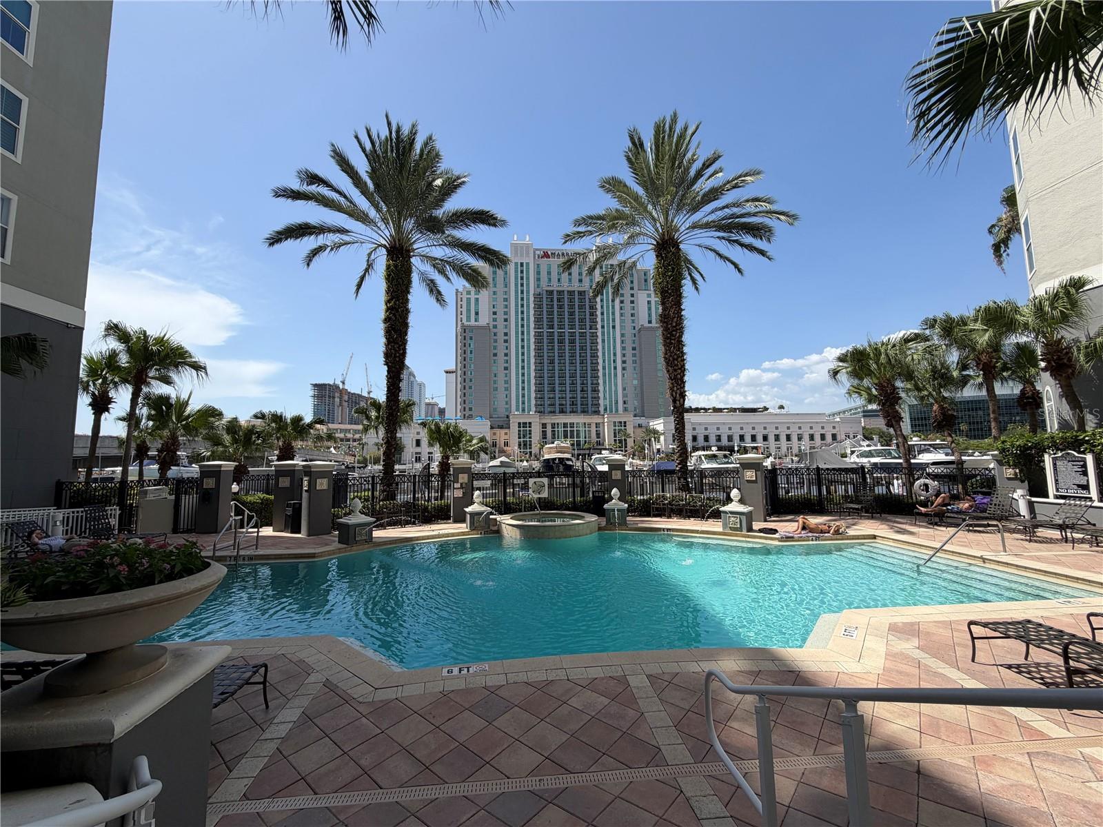 PARKCREST HARBOUR ISLAND CONDO - Residential