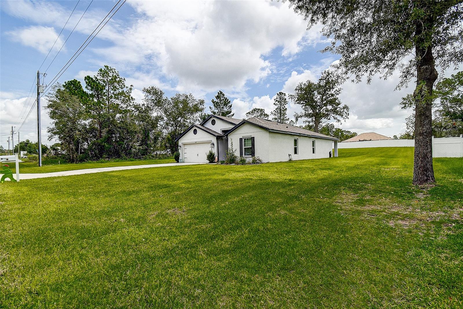 ROYAL HIGHLANDS - Residential