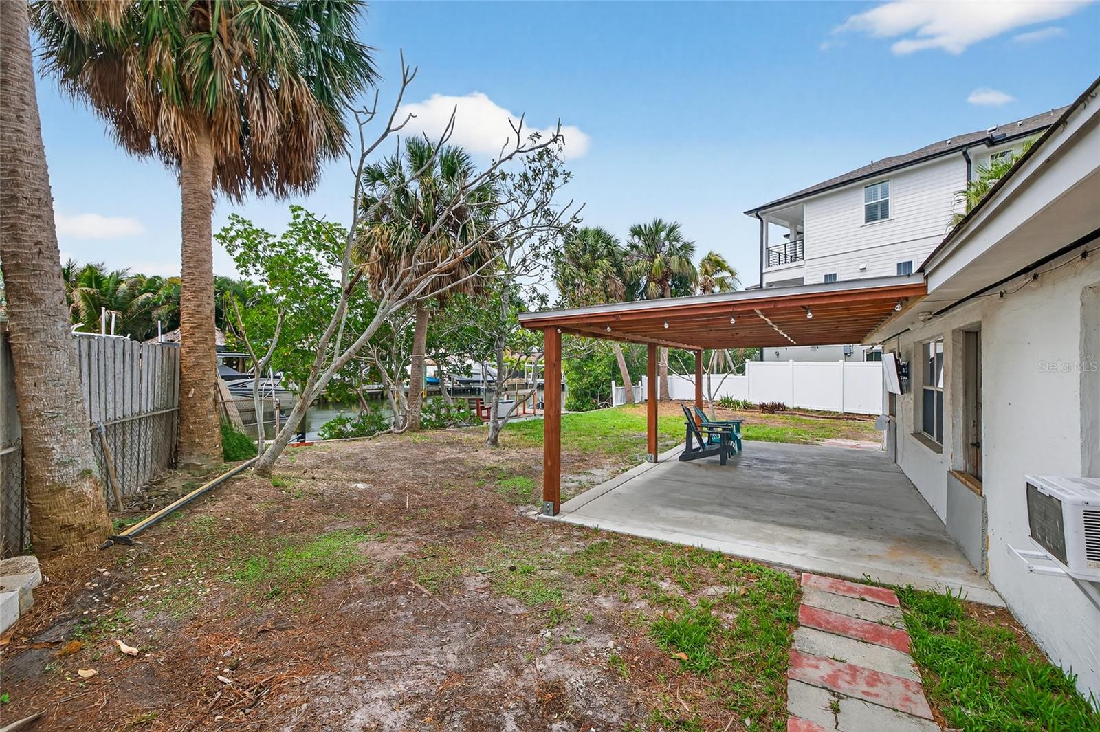 SHORE ACRES EDGEWATER SEC BLKS 17 & 18 - Land