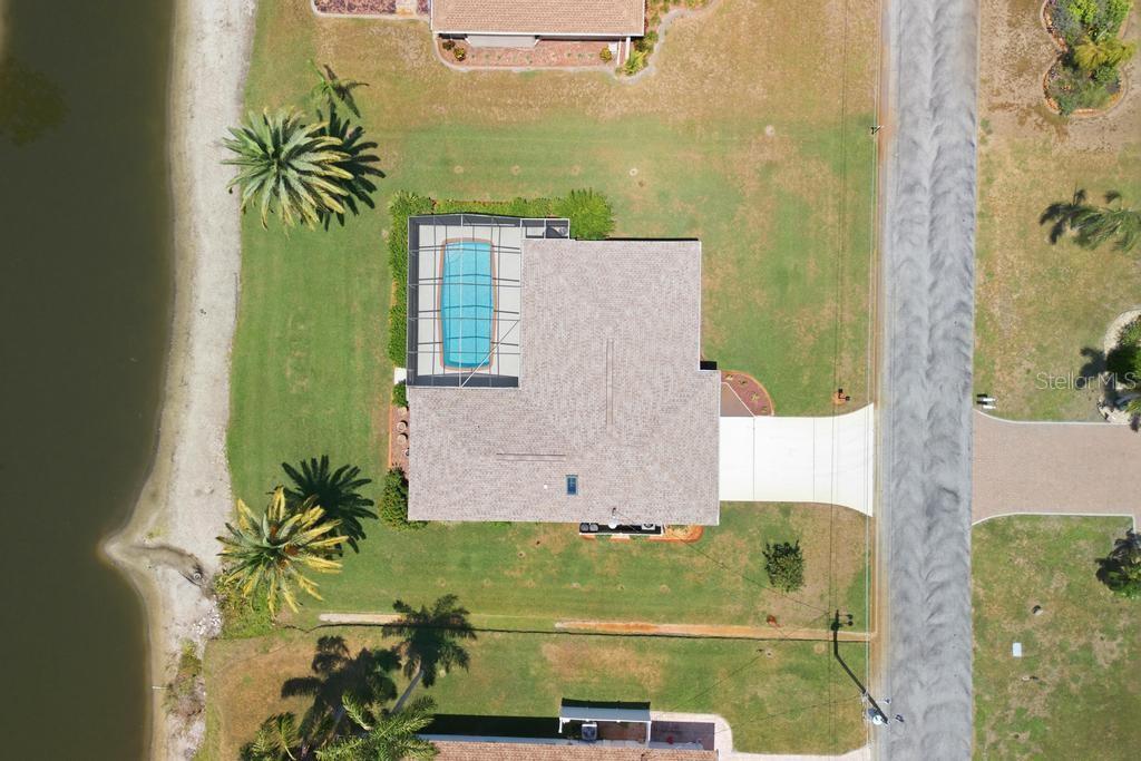 HOURGLASS LAKE ESTATES - Residential
