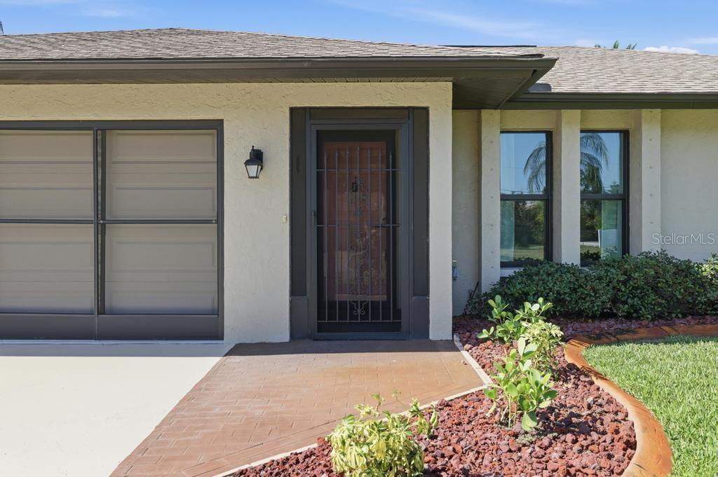 HOURGLASS LAKE ESTATES - Residential