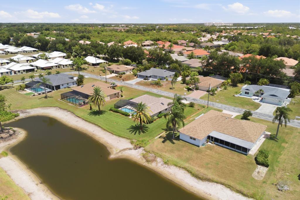 HOURGLASS LAKE ESTATES - Residential