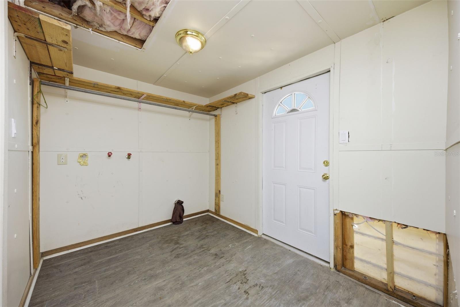 UNPLATTED - Residential