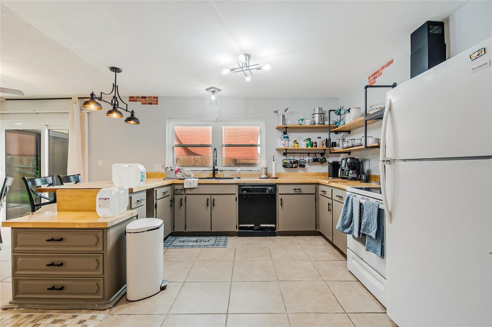 COOPERSMITH VILLAGE AT POINCIANA - Residential Lease