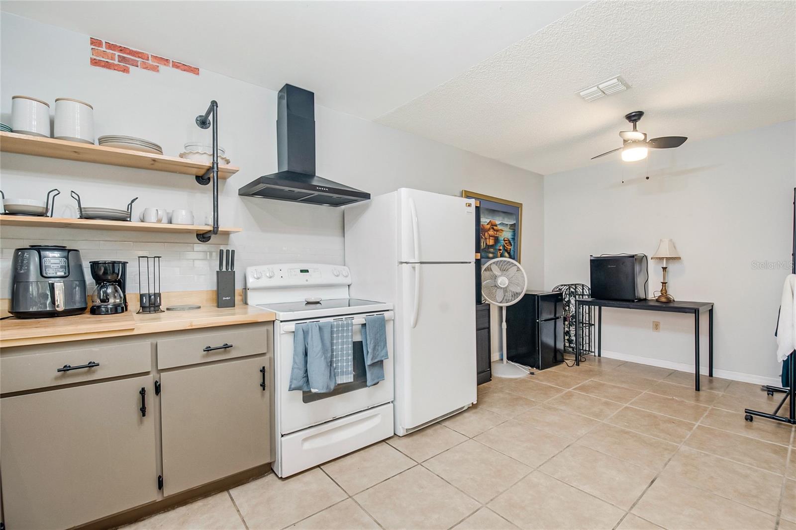 COOPERSMITH VILLAGE AT POINCIANA - Residential Lease