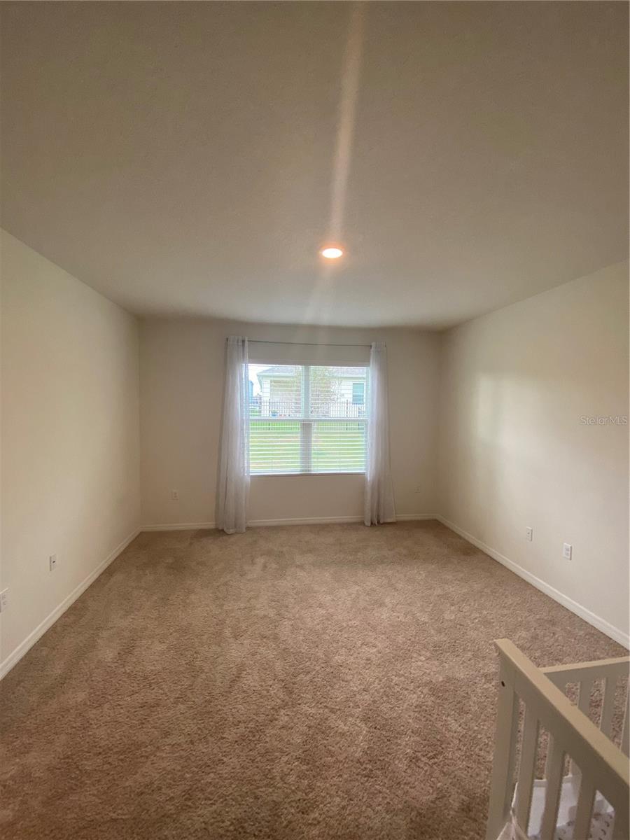 VICTORIA OAKS - Residential Lease