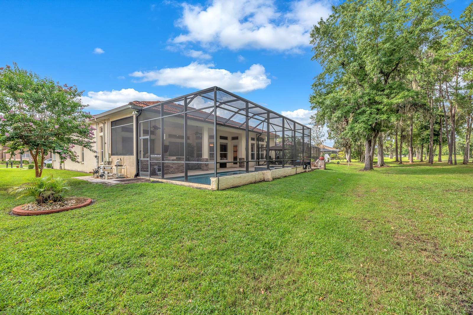 HERNANDO OAKS PH 1 - Residential