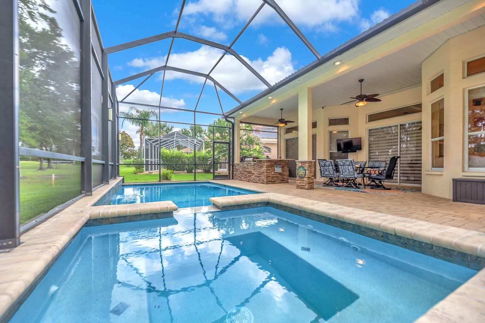 HERNANDO OAKS PH 1 - Residential