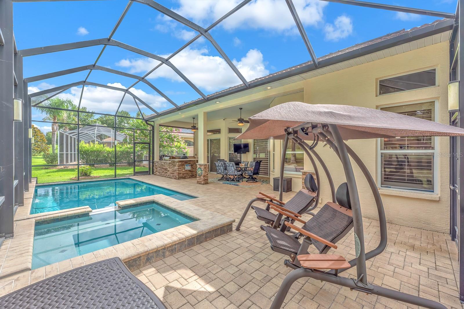 HERNANDO OAKS PH 1 - Residential