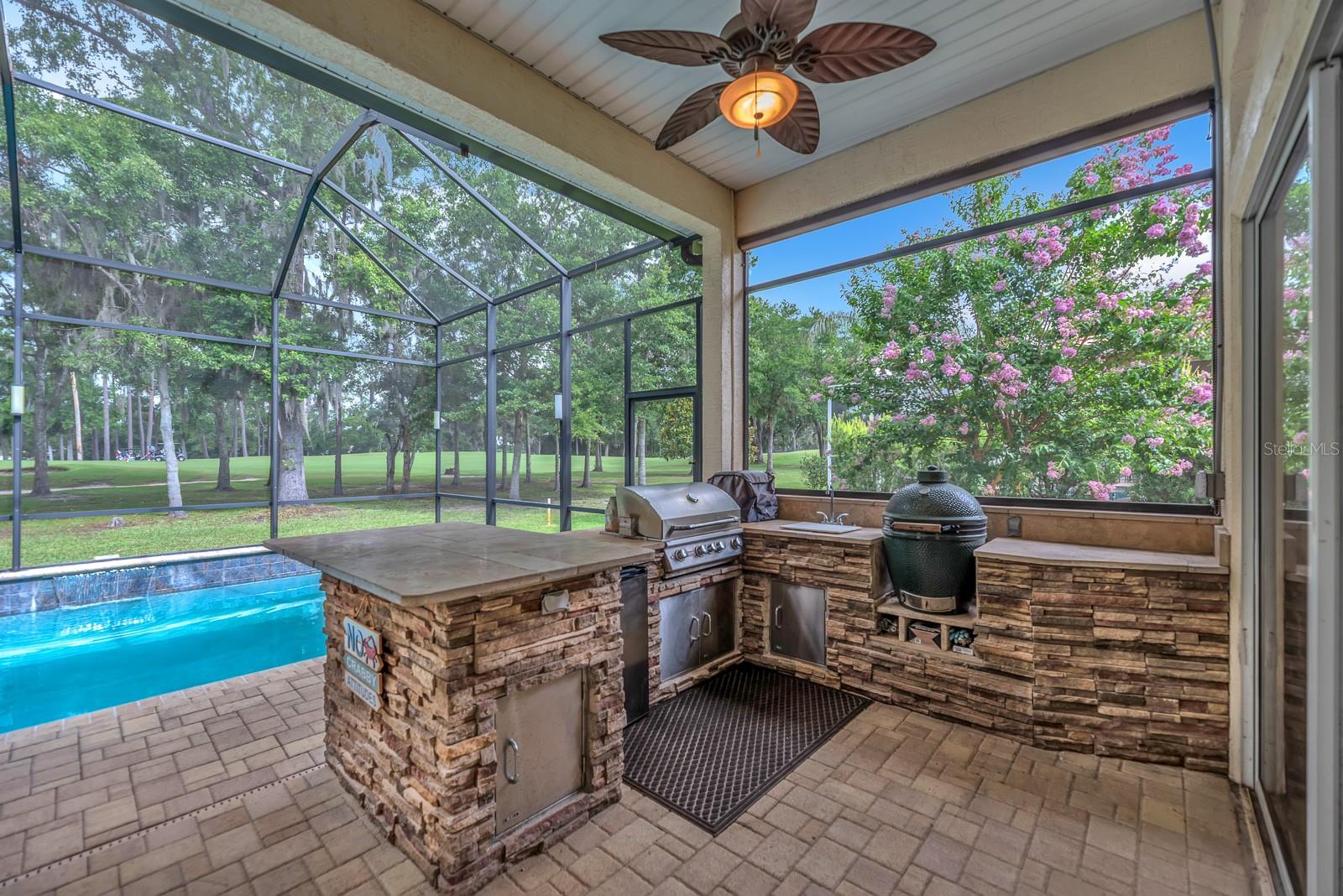HERNANDO OAKS PH 1 - Residential