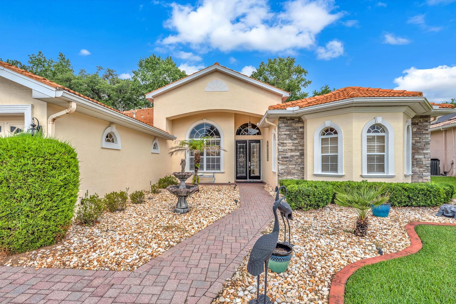 HERNANDO OAKS PH 1 - Residential