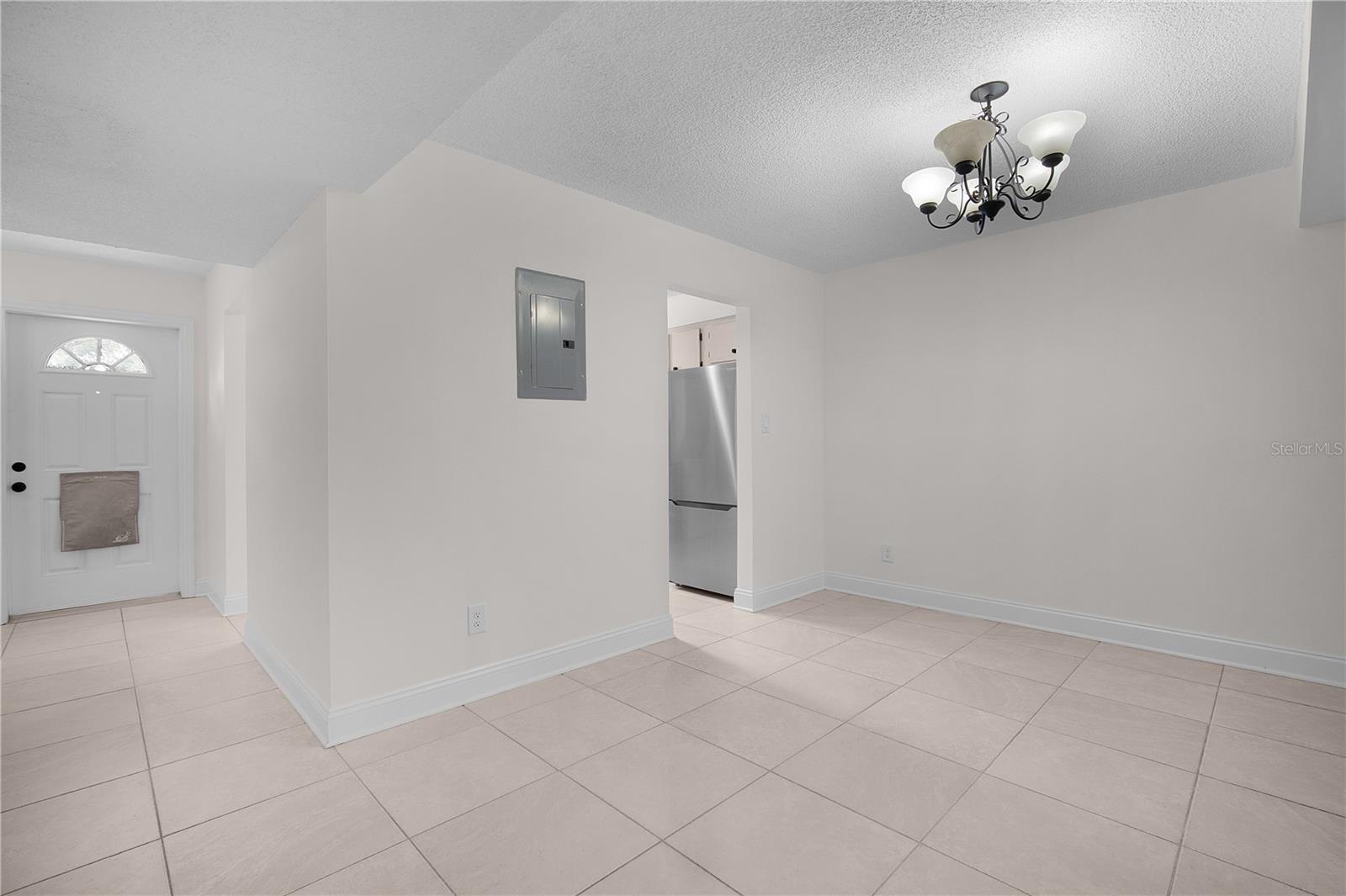 FOUR SEASONS CONDO - Residential