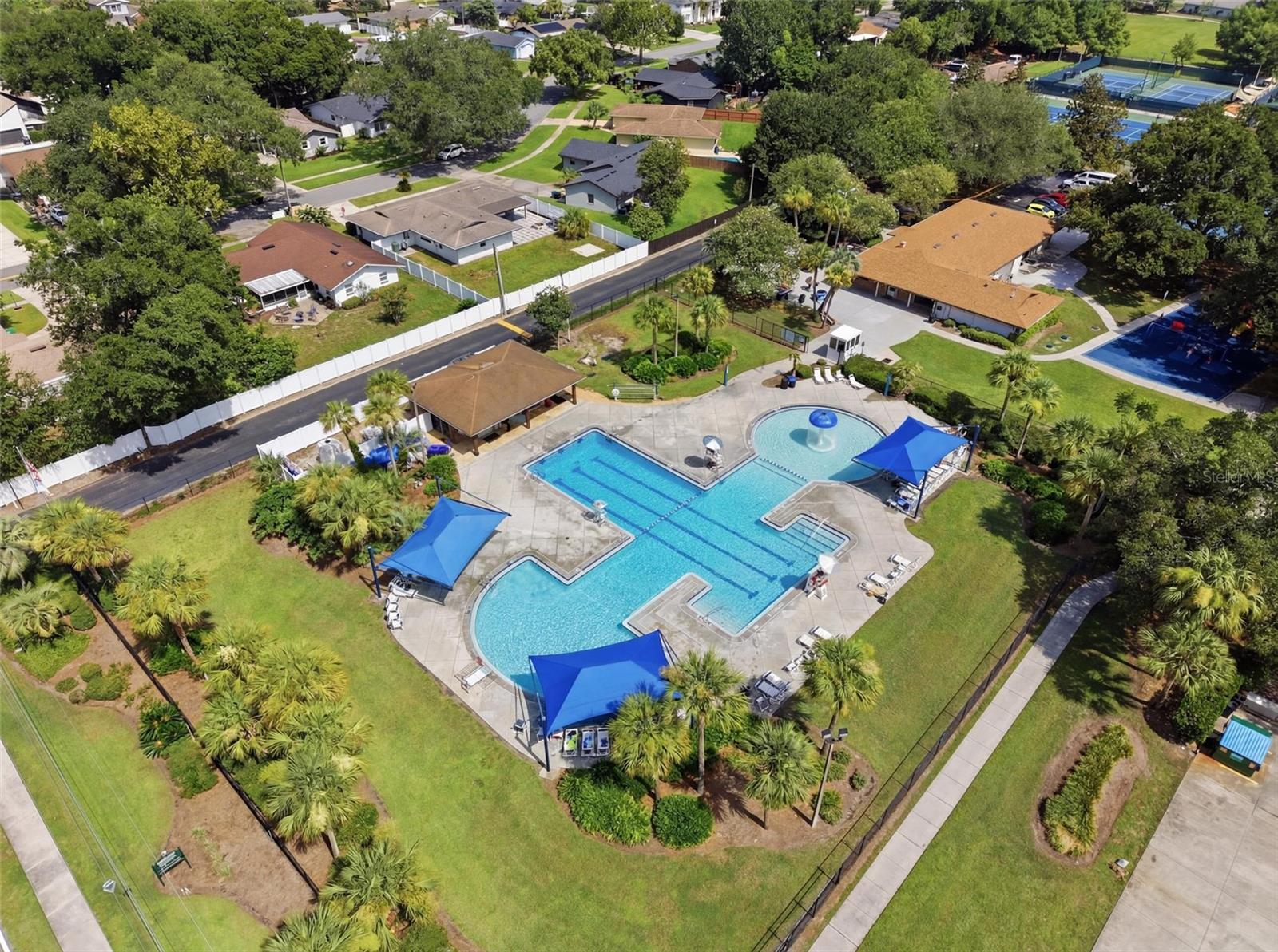 GREENFIELD MANOR - Residential