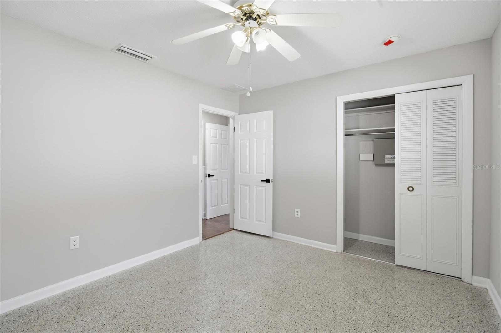 GREENFIELD MANOR - Residential