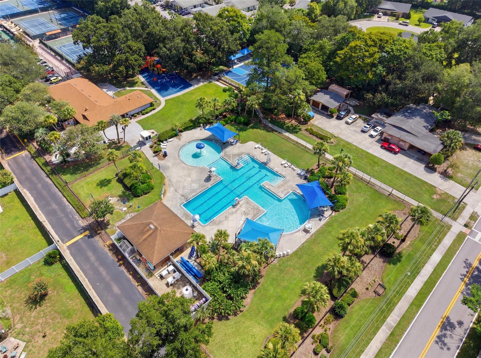 GREENFIELD MANOR - Residential