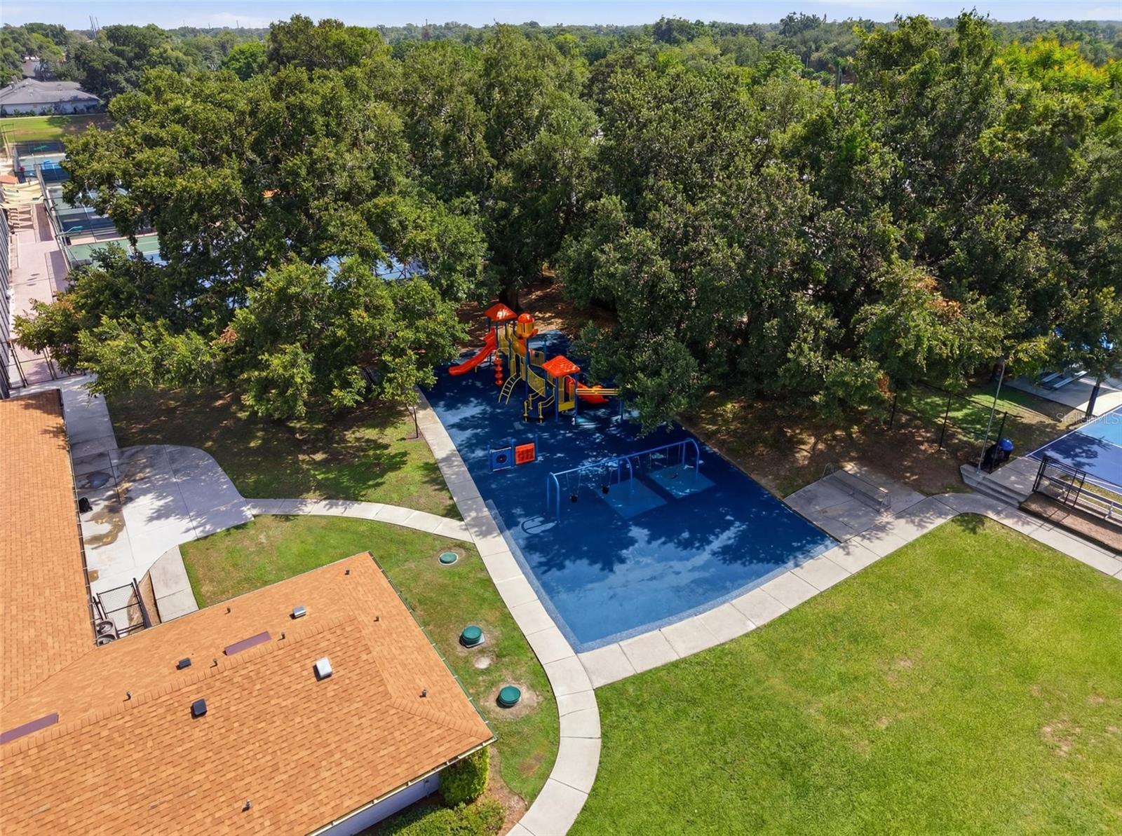GREENFIELD MANOR - Residential