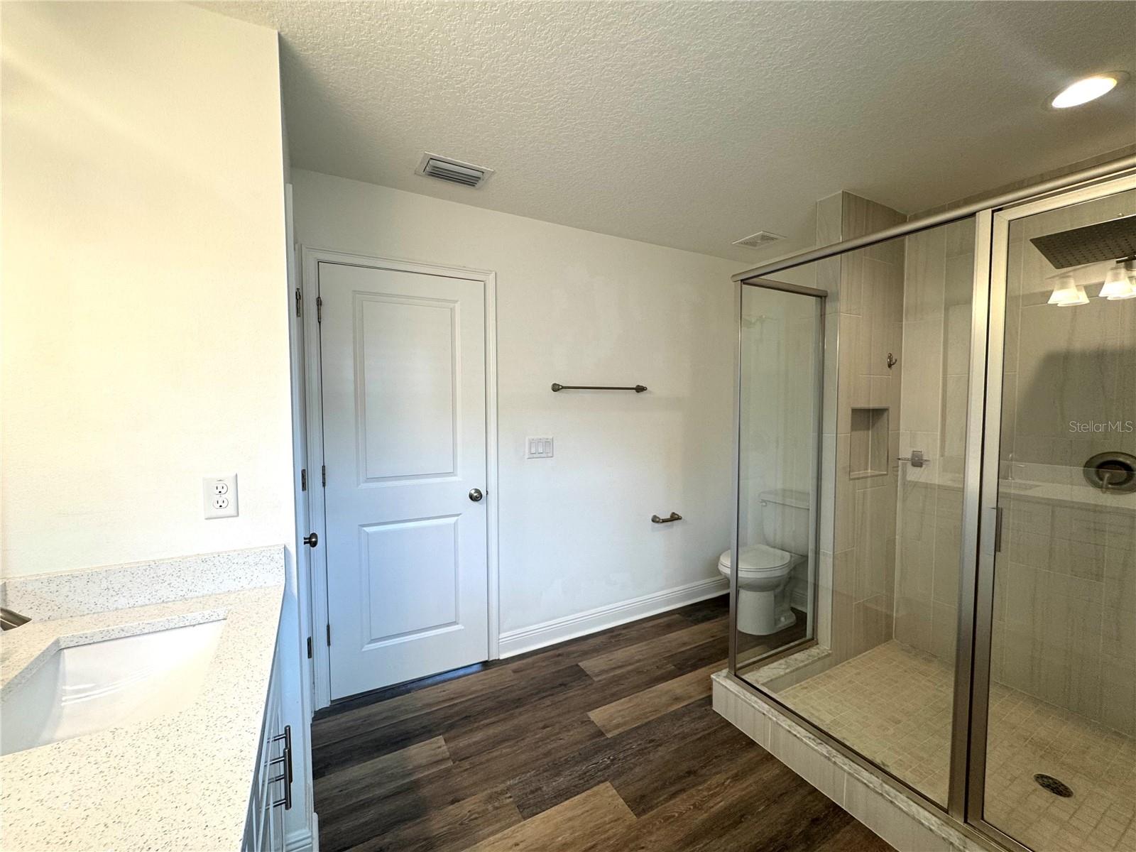 MAYER MANOR - Residential Lease