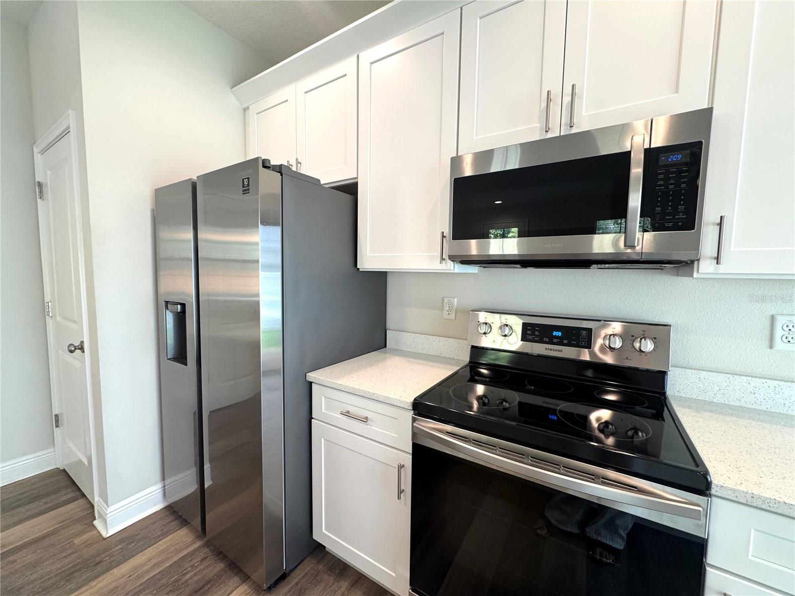 MAYER MANOR - Residential Lease