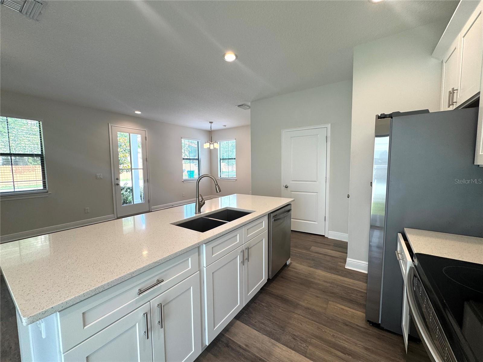 MAYER MANOR - Residential Lease