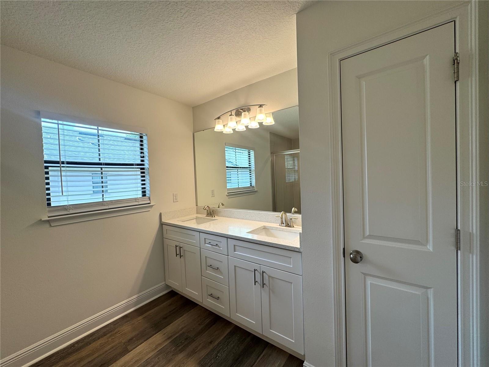 MAYER MANOR - Residential Lease