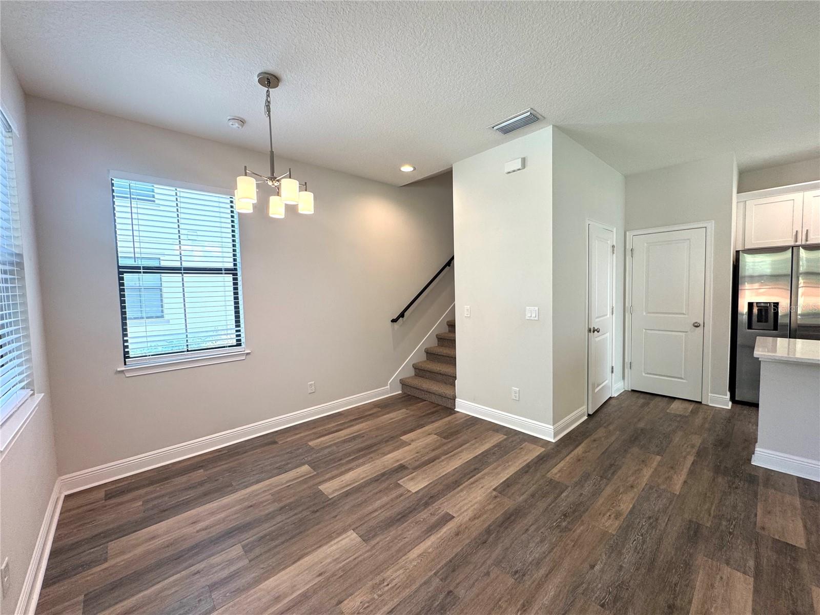 MAYER MANOR - Residential Lease