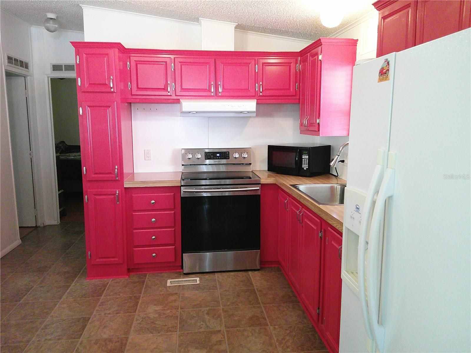 TIMBER LAKE ESTATES - Residential