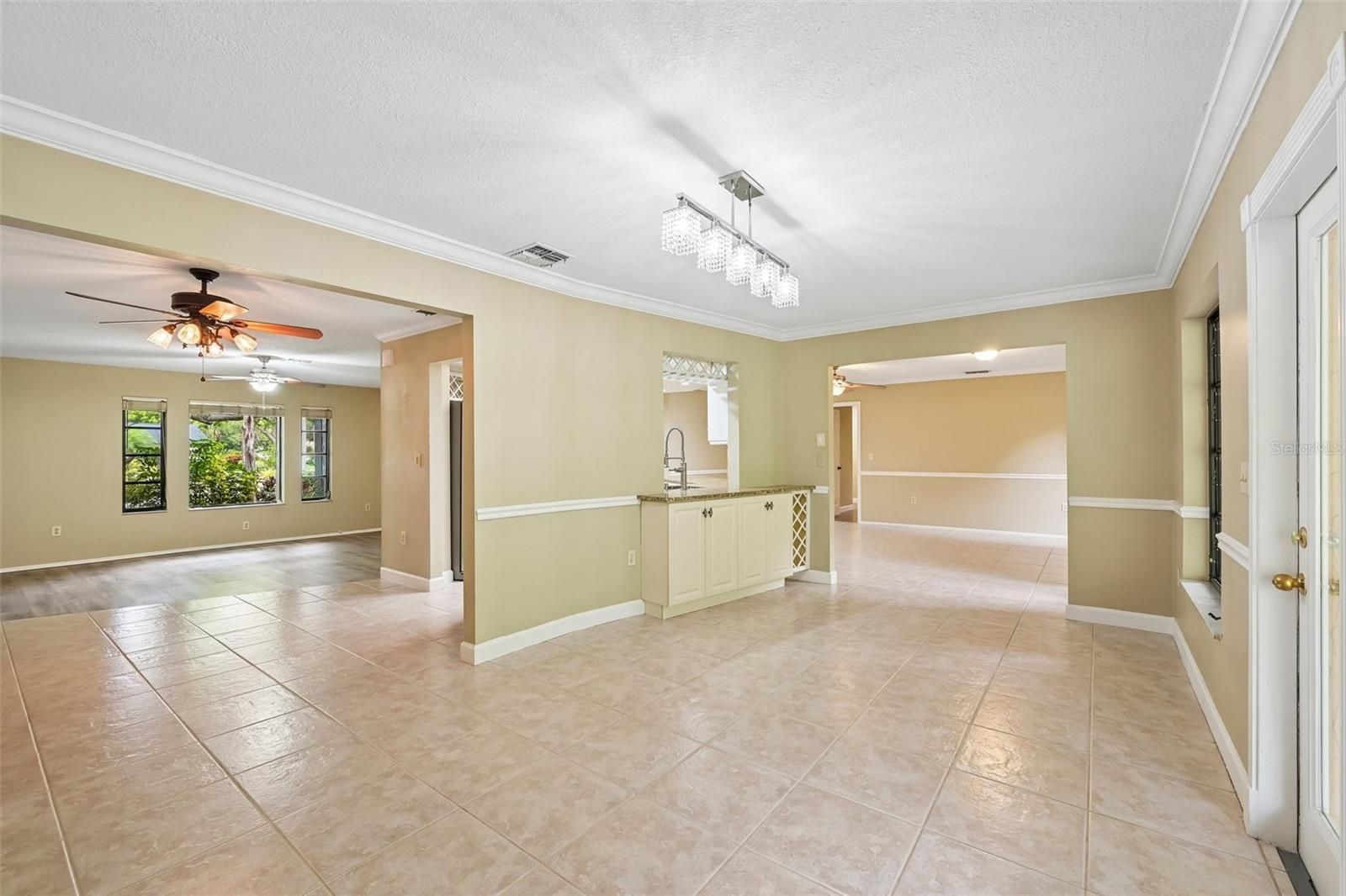 BENEVA PINES - Residential