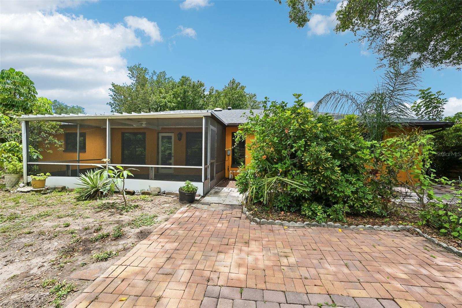 BENEVA PINES - Residential