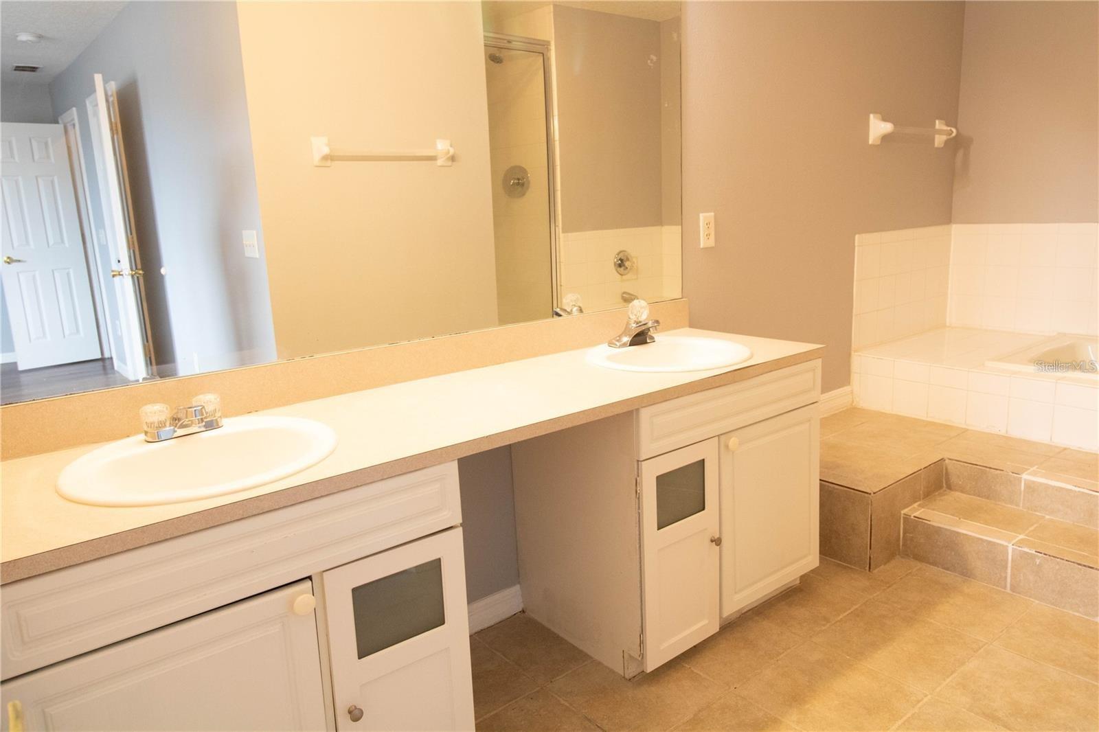 BIMINI BAY PH 02 - Residential Lease
