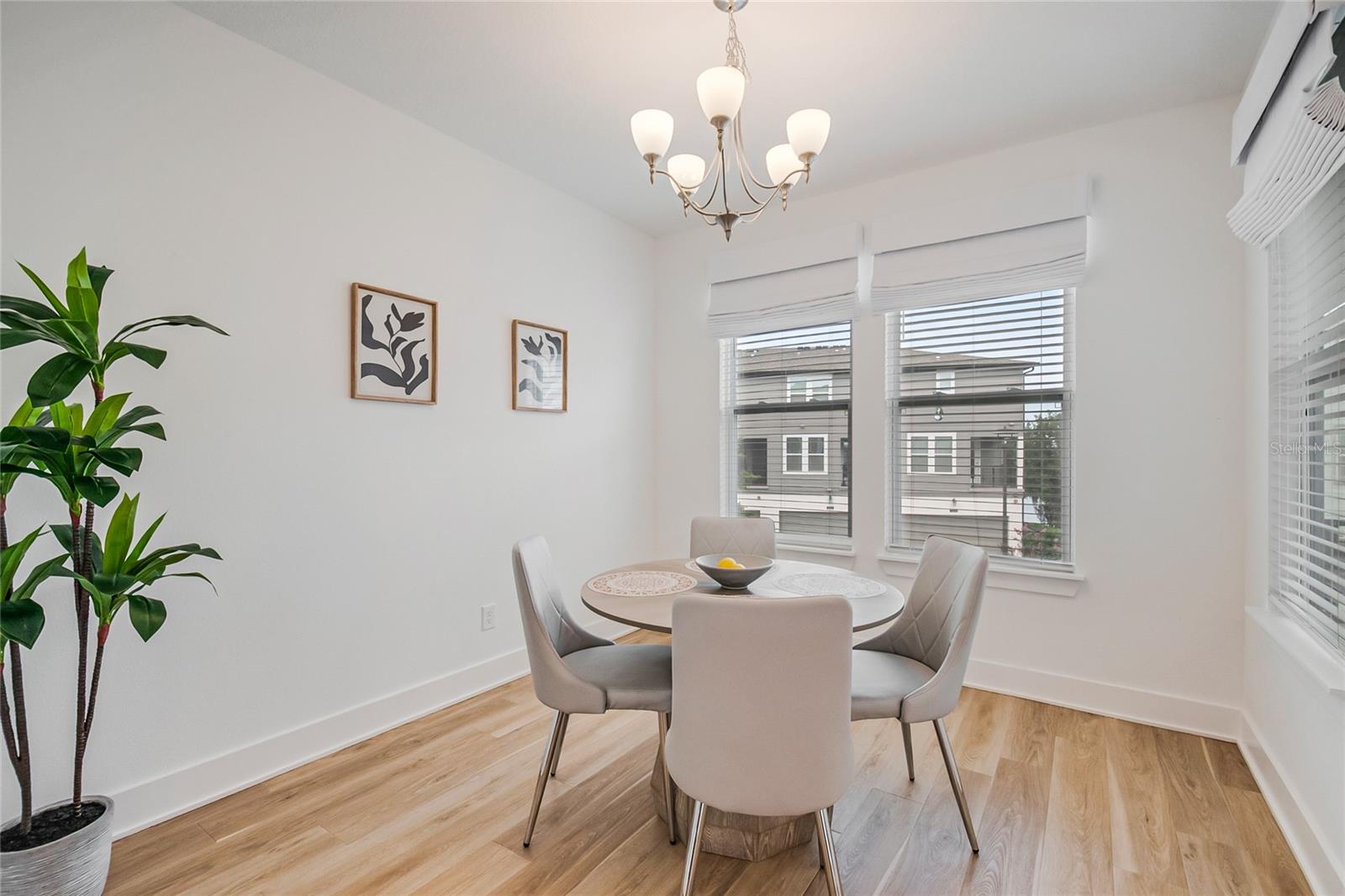 LAUREATE PARK NBRHD CENTER PH 3 - Residential