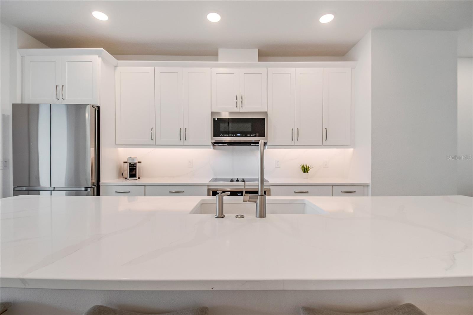LAUREATE PARK NBRHD CENTER PH 3 - Residential
