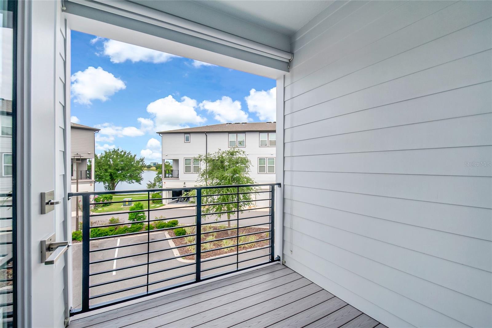 LAUREATE PARK NBRHD CENTER PH 3 - Residential