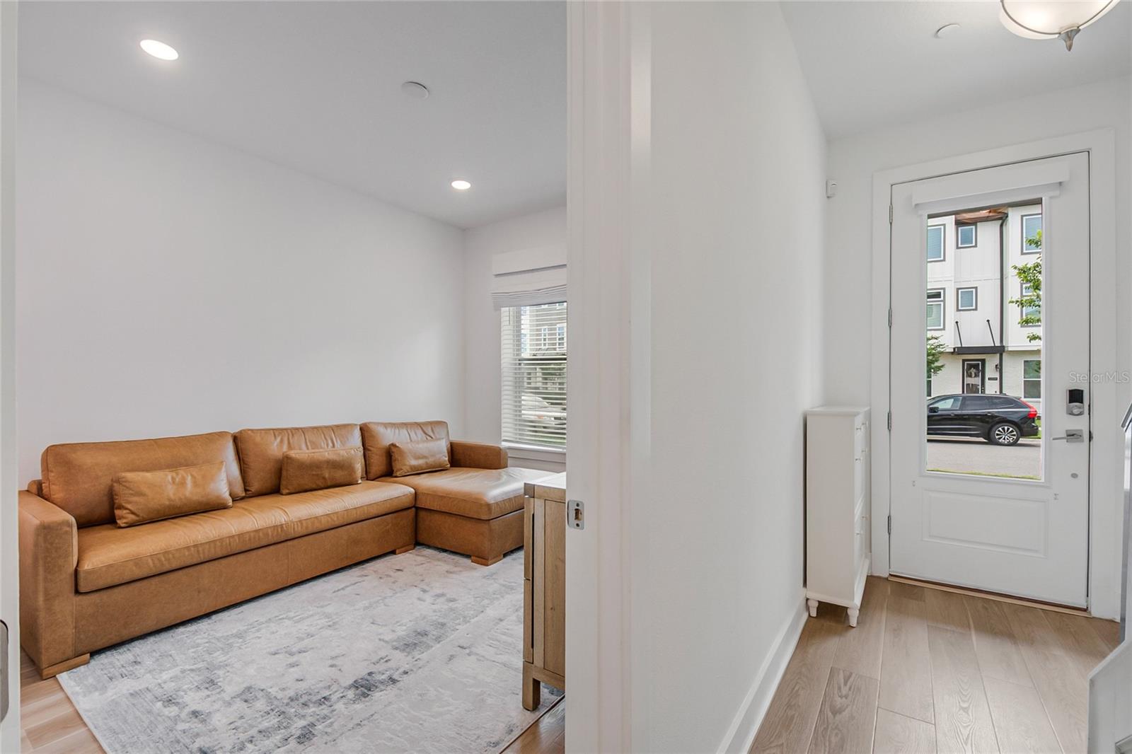 LAUREATE PARK NBRHD CENTER PH 3 - Residential