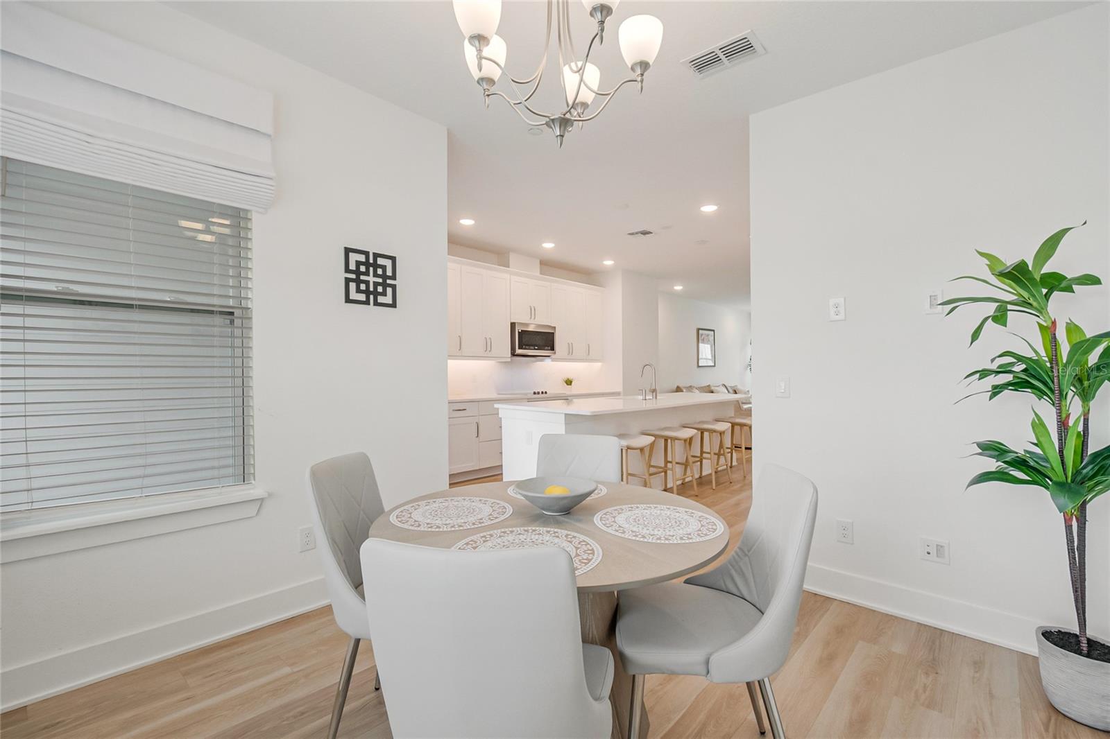 LAUREATE PARK NBRHD CENTER PH 3 - Residential