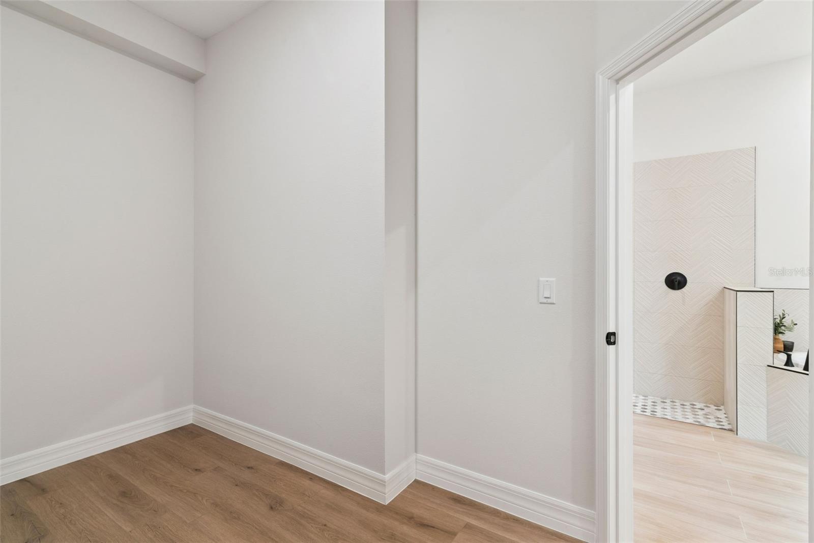 ROYAL TRAILS UNIT 01 - Residential