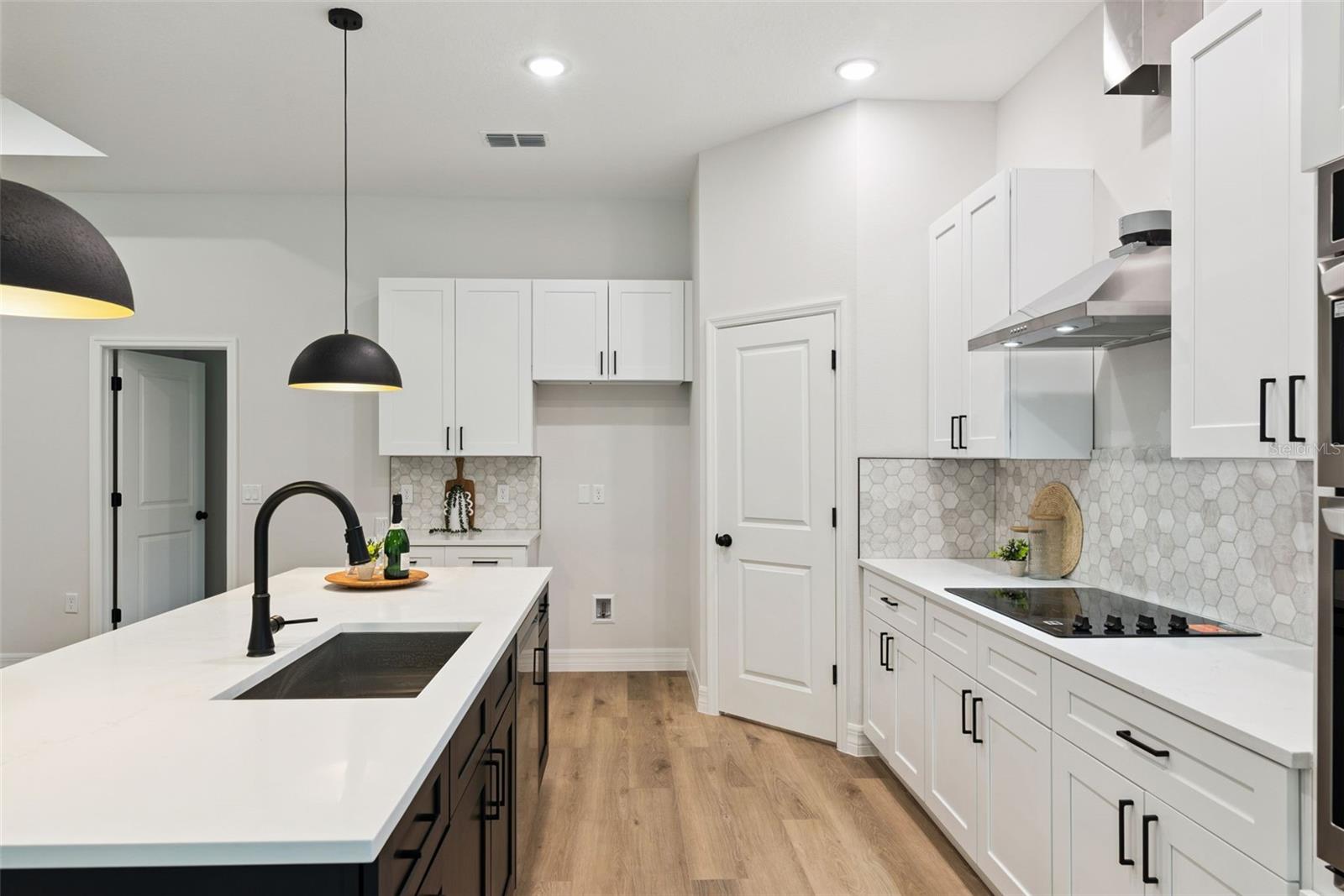 ROYAL TRAILS UNIT 01 - Residential