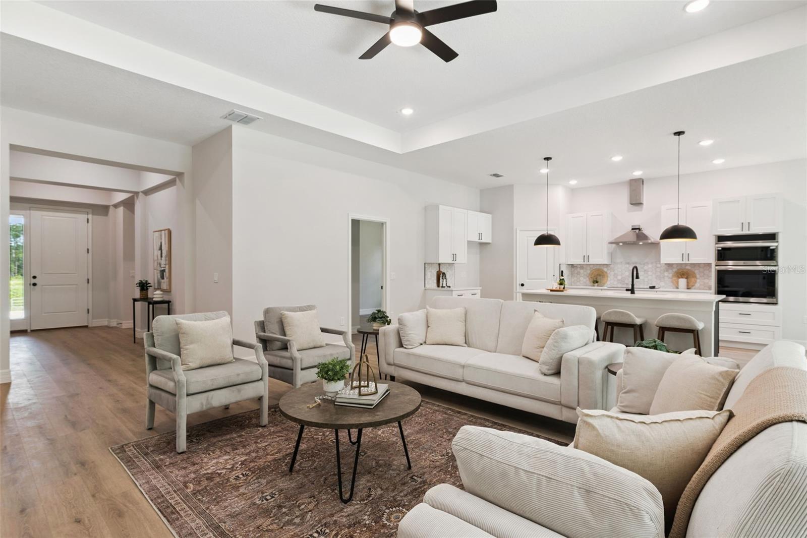 ROYAL TRAILS UNIT 01 - Residential