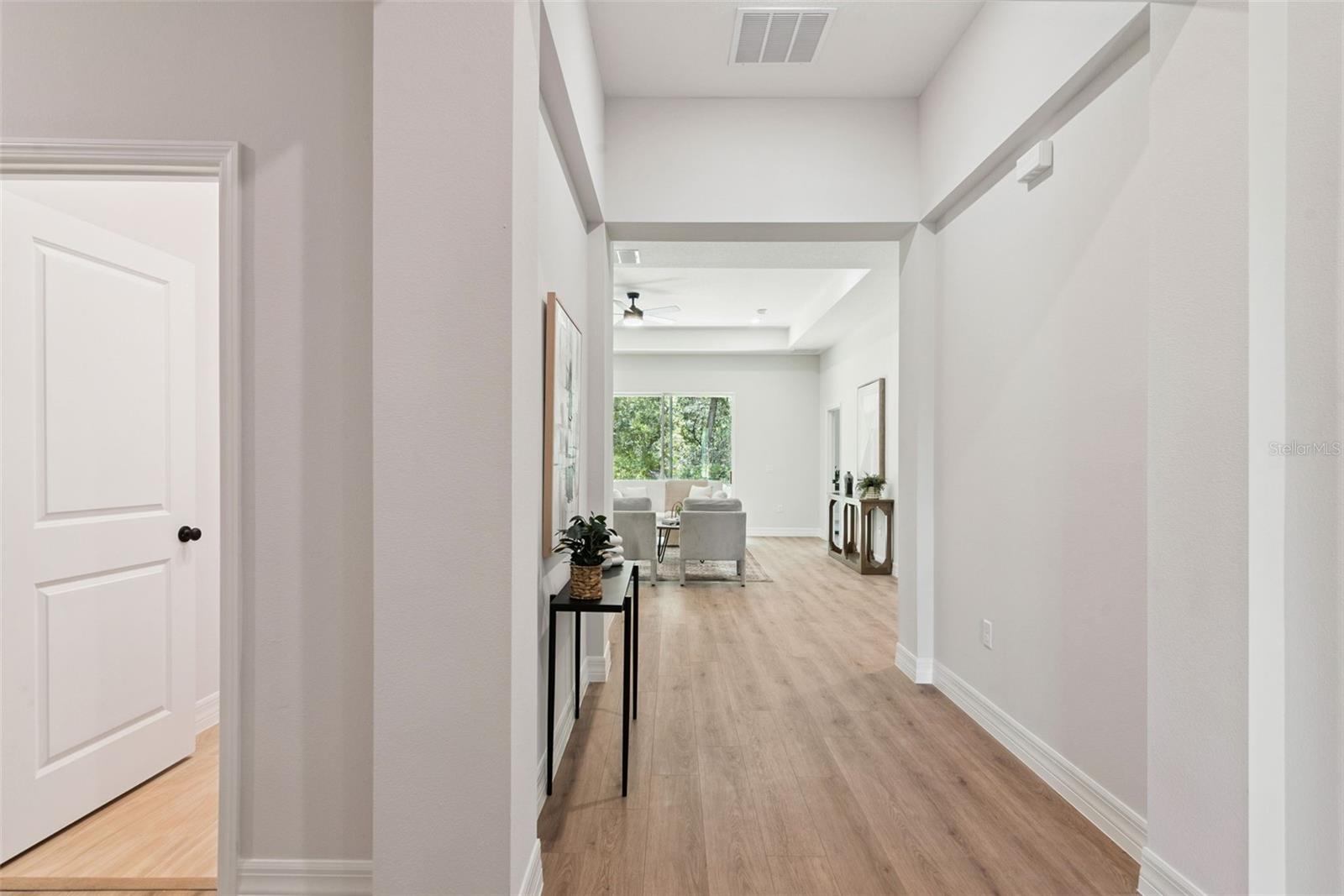 ROYAL TRAILS UNIT 01 - Residential