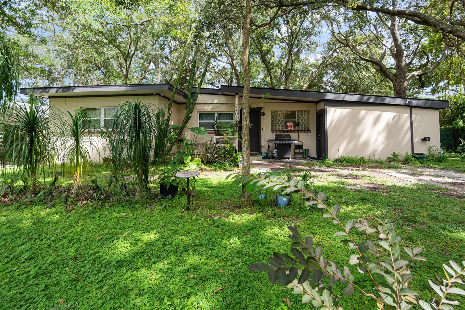 WYNNEWOOD - Residential