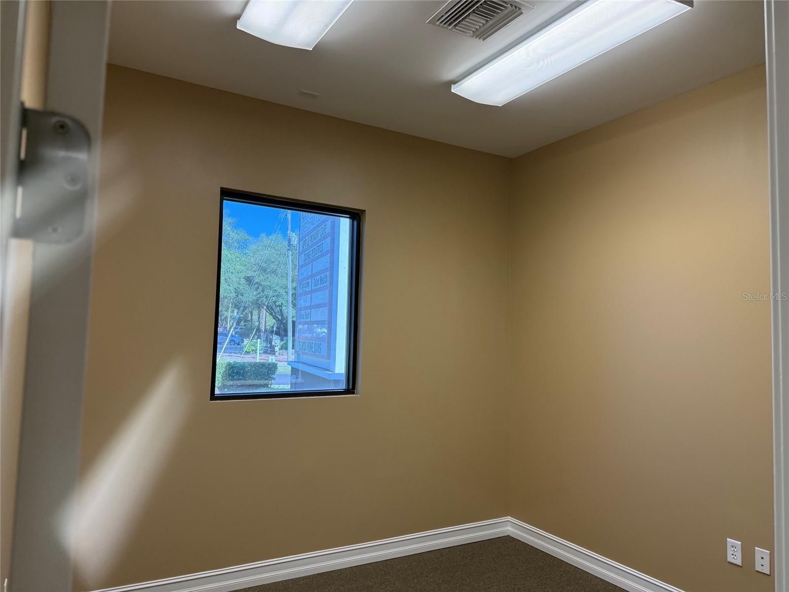 CIARA CREEK EXECUTIVE CENTRE - Commercial Lease