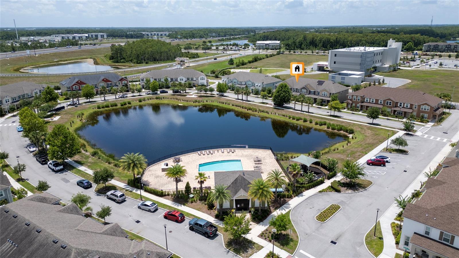 RANDAL WALK - Residential